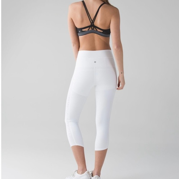 Lululemon white double-layer 3/4 leggings - Picture 3 of 12